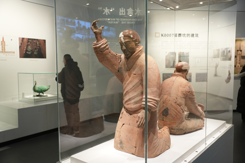 “何止秦俑---秦陵苑囿之K0007陪葬坑”展覽于1月31日開展。李志強 攝