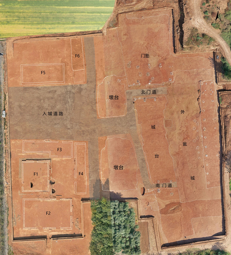 大城東門及城內(nèi)建筑。陜西省考古研究院供圖