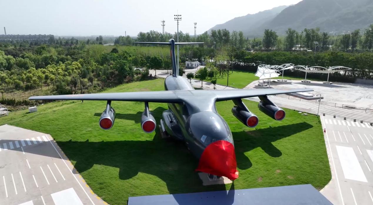6月15日，運(yùn)-20物理樣機(jī)落戶西北工業(yè)大學(xué)長安校區(qū)。校方供圖