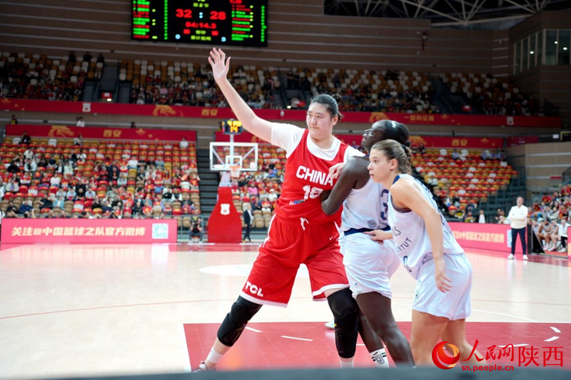 熱身賽精彩瞬間 中國女籃戰(zhàn)勝尤文圖特女籃【4】