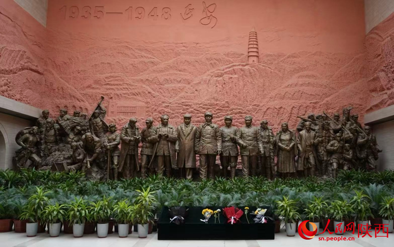 延安革命紀(jì)念館序廳。人民網(wǎng)記者 鄒星攝